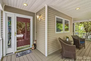 119 Carriage Walk Ln, Hendersonville, NC 28791 - Photo 4
