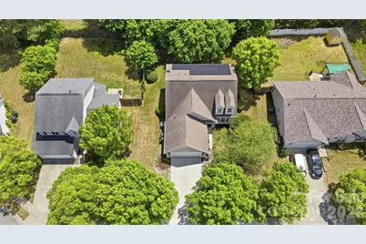 13919 Ballyshannon Lane, Charlotte, NC 28278 - Photo 2