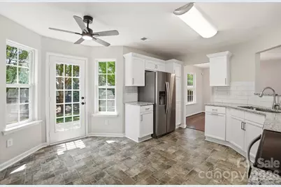 13919 Ballyshannon Lane, Charlotte, NC 28278 - Photo 10