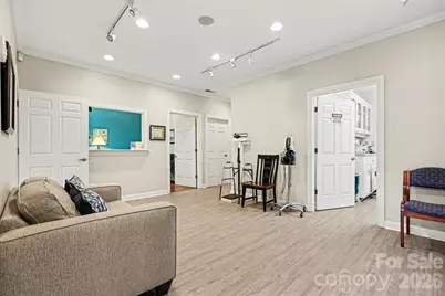 1913 J N Pease Place #201, Charlotte, NC 28262 - Photo 4