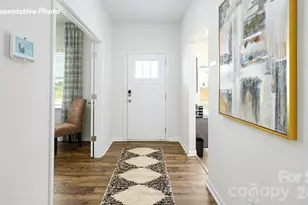 5564 Pamplona Wy, Charlotte, NC 28214 - Photo 2