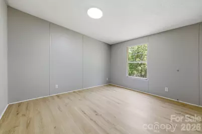 6490 Willow Road, Hendersonville, NC 28739 - Photo 28