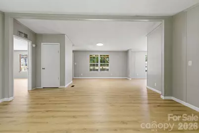 6490 Willow Road, Hendersonville, NC 28739 - Photo 14