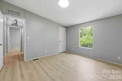 6490 Willow Road, Hendersonville, NC 28739 - Photo 32