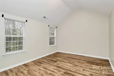 3128 Reid Brook Lane, Charlotte, NC 28208 - Photo 6