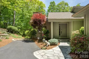 258 Dalhousie Ct, Flat Rock, NC 28731 - Photo 10