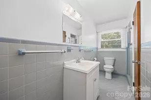 7233 Tuckaseegee Rd, Charlotte, NC 28214 - Photo 22