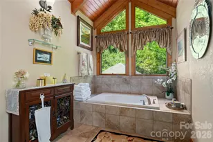 266 Hawks Crest Dr, Waynesville, NC 28786 - Photo 32