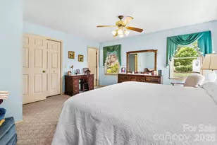 1137 Hibriten Dr SE, Lenoir, NC 28645 - Photo 22