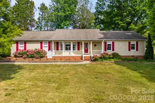 1137 Hibriten Dr SE, Lenoir, NC 28645 - Photo 1
