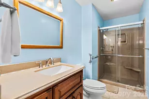 1137 Hibriten Dr SE, Lenoir, NC 28645 - Photo 28