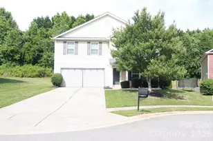 4410 Austin Dekota Dr, Charlotte, NC 28269 - Photo 1