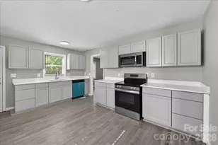 936 Holland Ave, Charlotte, NC 28206 - Photo 10