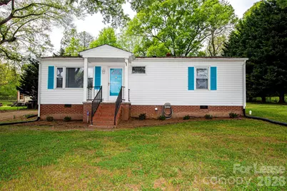 2711 Springbrook Circle, Gastonia, NC 28052 - Photo 2