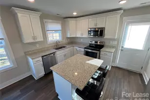 1402 Martin Luther King Jr Ave, Kannapolis, NC 28083 - Photo 1