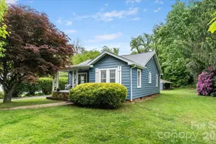 1203 Allens Creek Rd, Waynesville, NC 28786 - Photo 1