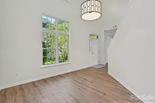 9132 Royal Highlands Ct, Charlotte, NC 28277 - Photo 2