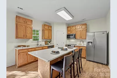 9132 Royal Highlands Court, Charlotte, NC 28277 - Photo 8
