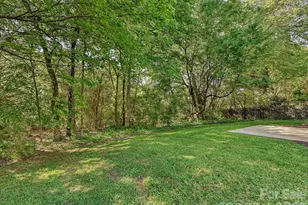 9132 Royal Highlands Ct, Charlotte, NC 28277 - Photo 30