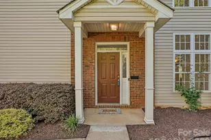 9132 Royal Highlands Ct, Charlotte, NC 28277 - Photo 2