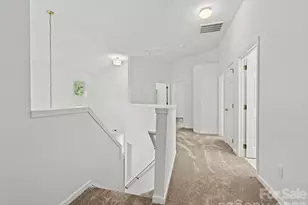9132 Royal Highlands Ct, Charlotte, NC 28277 - Photo 20