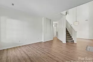 9132 Royal Highlands Ct, Charlotte, NC 28277 - Photo 12