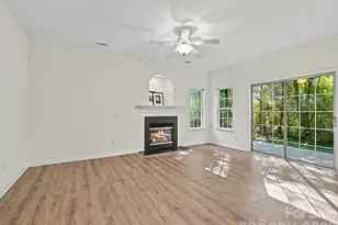 9132 Royal Highlands Ct, Charlotte, NC 28277 - Photo 10