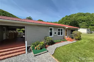 5 Gibson Dr, Maggie Valley, NC 28751 - Photo 4