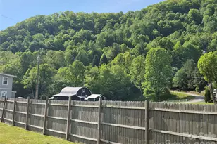 5 Gibson Dr, Maggie Valley, NC 28751 - Photo 10