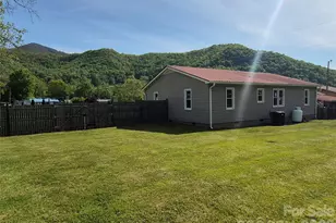 5 Gibson Dr, Maggie Valley, NC 28751 - Photo 12