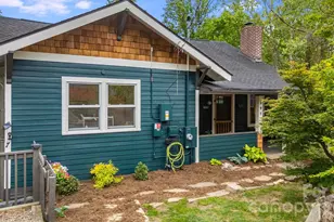 107 Courtland Ave, Asheville, NC 28801 - Photo 2