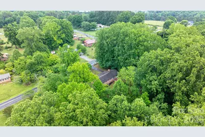 1871 Crestview Drive, Newton, NC 28658 - Photo 34