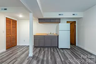 58 Ballantree Dr, Asheville, NC 28803 - Photo 8