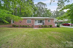 303 E Allenton St, Mount Gilead, NC 27306 - Photo 2