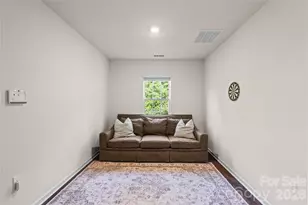 7128 Bandera Dr, Charlotte, NC 28214 - Photo 10