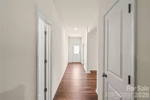 7128 Bandera Dr, Charlotte, NC 28214 - Photo 8