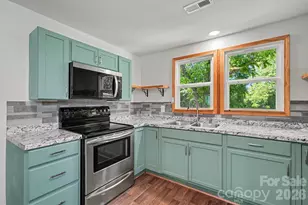 503 E McGregor St, Pageland, SC 29728 - Photo 8