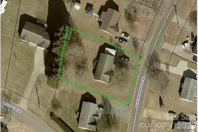 4445 Sulphur Springs Road NE, Hickory, NC 28601 - Photo 2