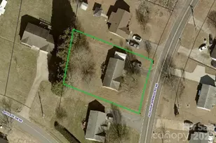 4445 Sulphur Springs Rd NE, Hickory, NC 28601 - Photo 2
