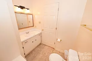 4445 Sulphur Springs Rd NE, Hickory, NC 28601 - Photo 22