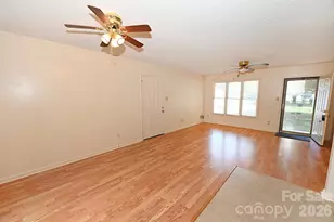 4445 Sulphur Springs Rd NE, Hickory, NC 28601 - Photo 16