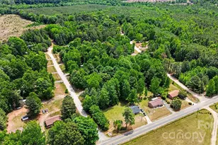 50 Pineview Cir, Wadesboro, NC 28170 - Photo 1