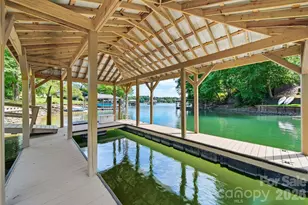 65 King Arthurs Ct, Hickory, NC 28601 - Photo 36