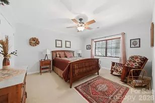 65 King Arthurs Ct, Hickory, NC 28601 - Photo 26