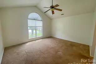 8418 Red Cypress Ct, Charlotte, NC 28216 - Photo 10
