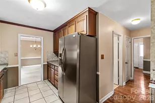 7201 Hopeton Rd, Charlotte, NC 28210 - Photo 14