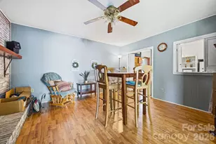 88 Lost Creek Dr, Flat Rock, NC 28731 - Photo 10