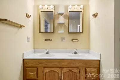 88 Lost Creek Drive, Flat Rock, NC 28731 - Photo 18