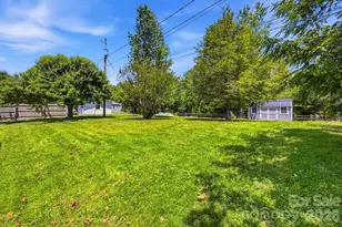 88 Lost Creek Dr, Flat Rock, NC 28731 - Photo 34