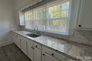 4028 Leo St, Winston Salem, NC 27105 - Photo 4